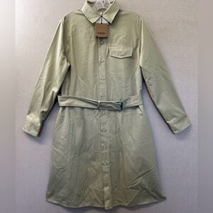 (NWT) Burberry Sage Green Trench Coat